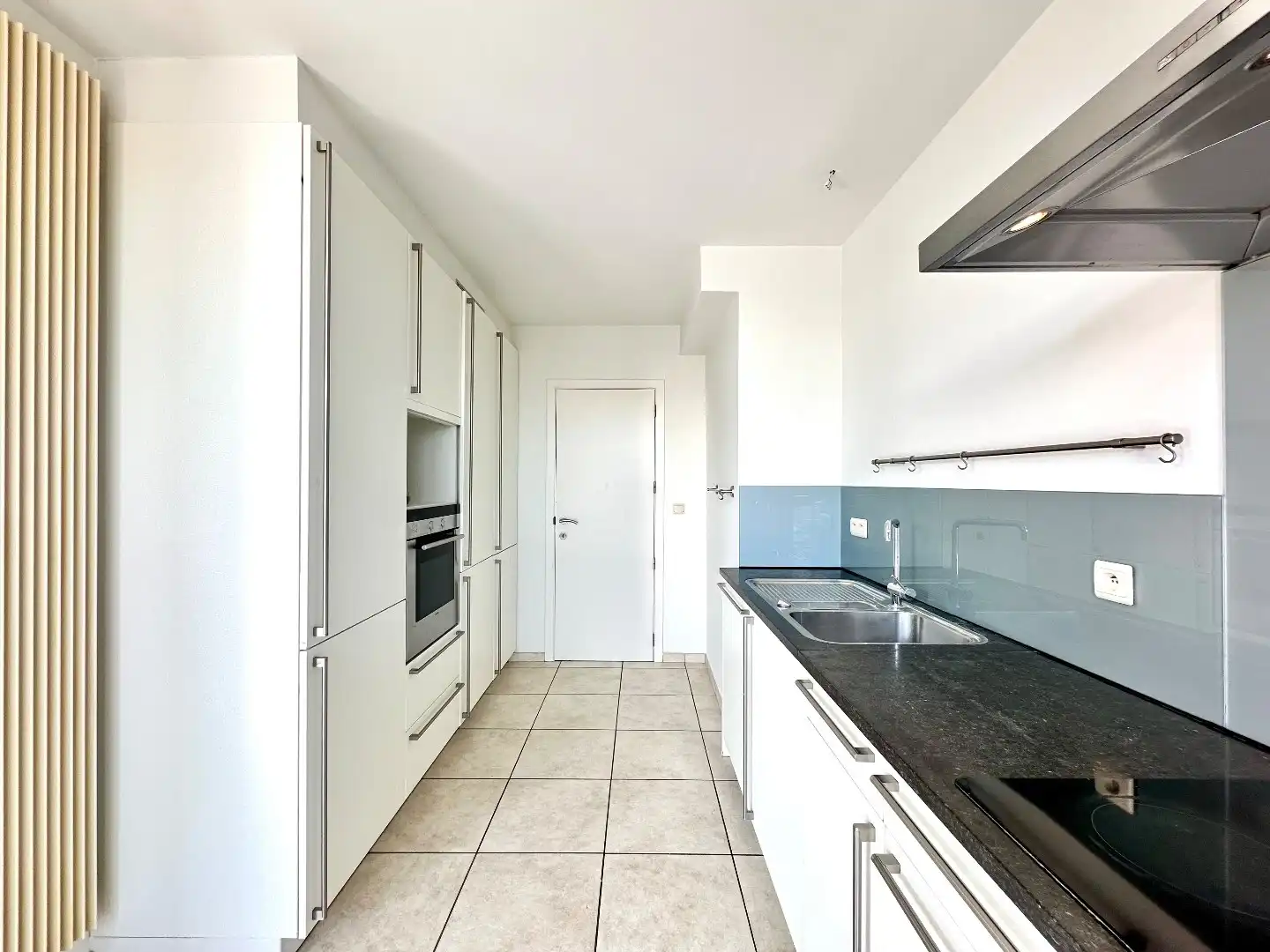Ruim duplex appartement met 3 slaapkamers in hartje Bilzen-Hoeselt foto 8