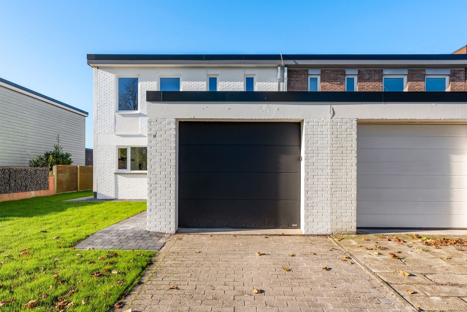 Volledig gerenoveerde woning met 3 slpkm foto 6