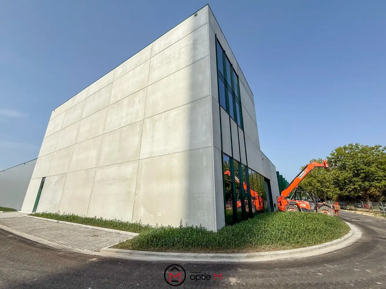 Ruime nieuwbouw KMO-unit foto 2