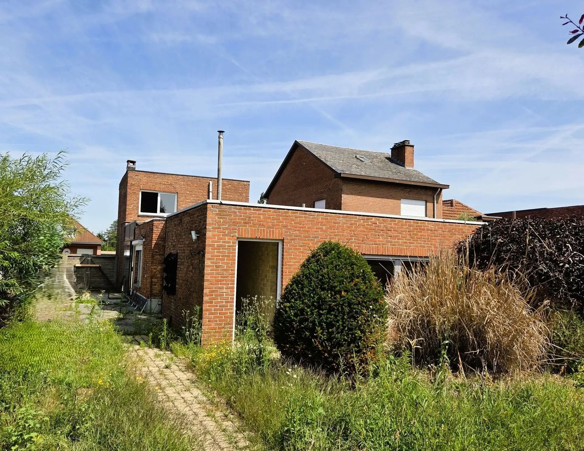 Te renoveren woning, rustig gelegen op een zuidgericht perceel van 581m² foto 16