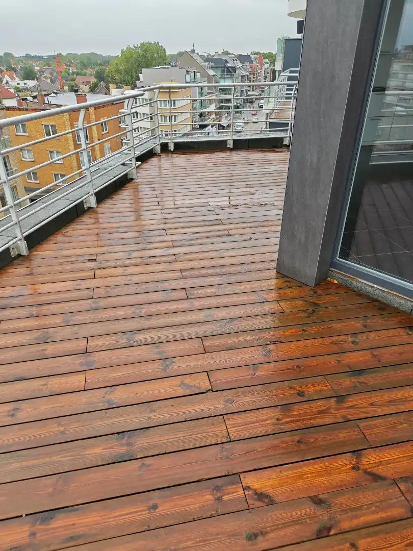 Centraal gelegen ruim  appartement TE HUUR op JAARBASIS foto 12