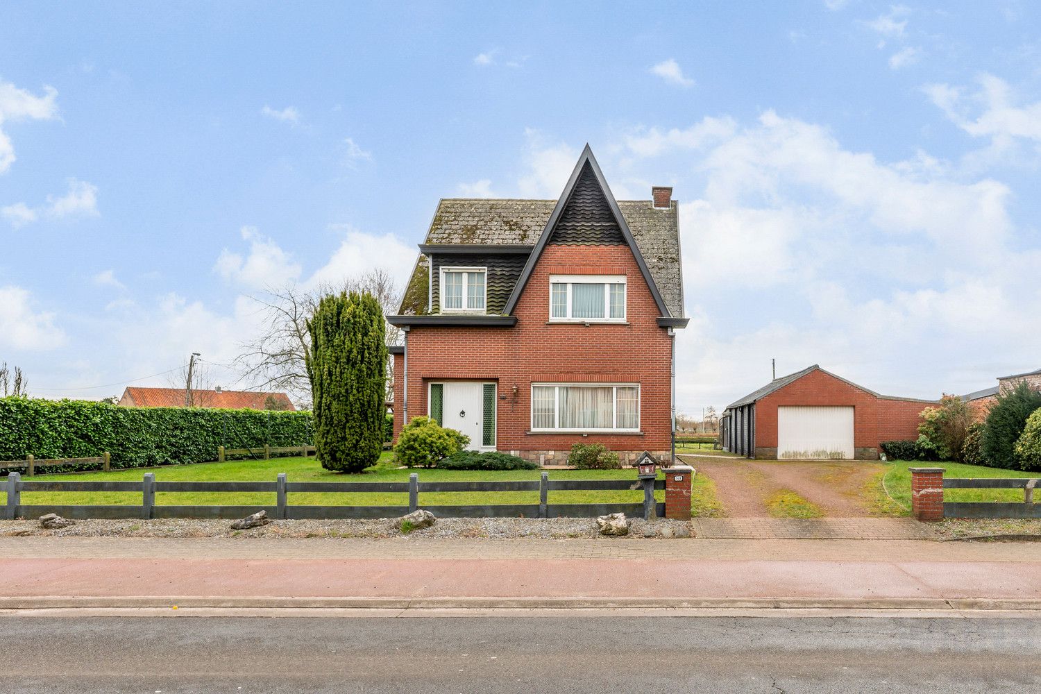Karaktervolle woning op 635 m². foto 2