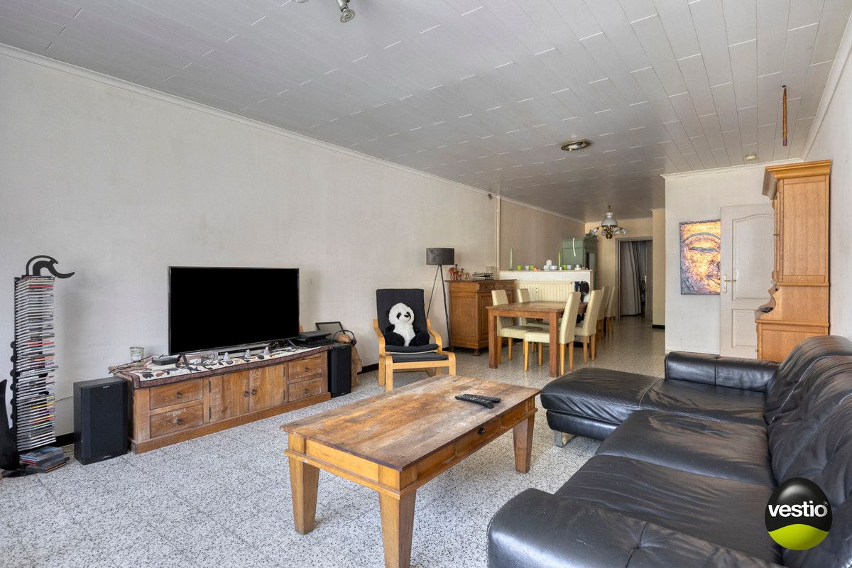 INVESTERINGSPAND MET 2 VERHUURDE APPARTEMENTEN TE RIJKHOVEN. foto 4
