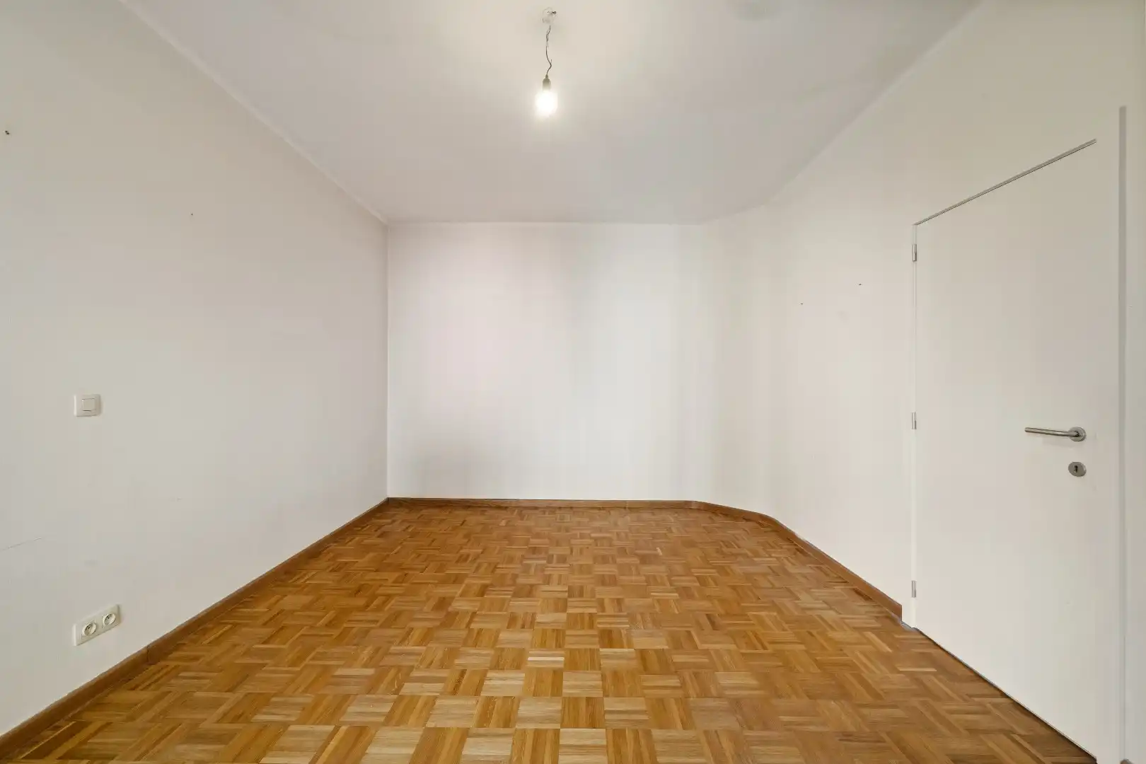 Prachtig ruim appartement met open zicht op Groentemarkt (2de verdiep) foto 15
