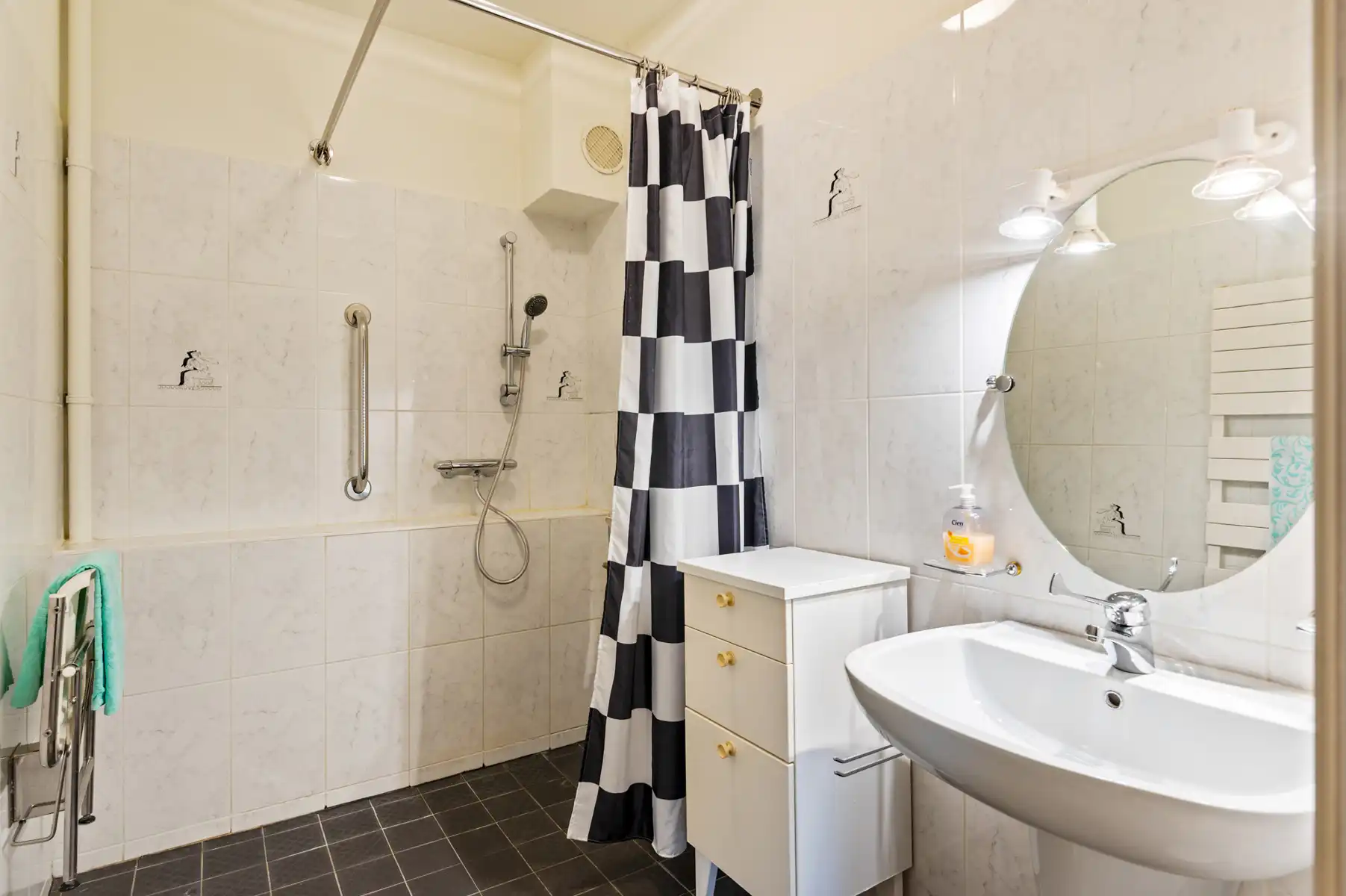 Gelijkvloers appartement ingericht voor mindervalide persoon foto 13