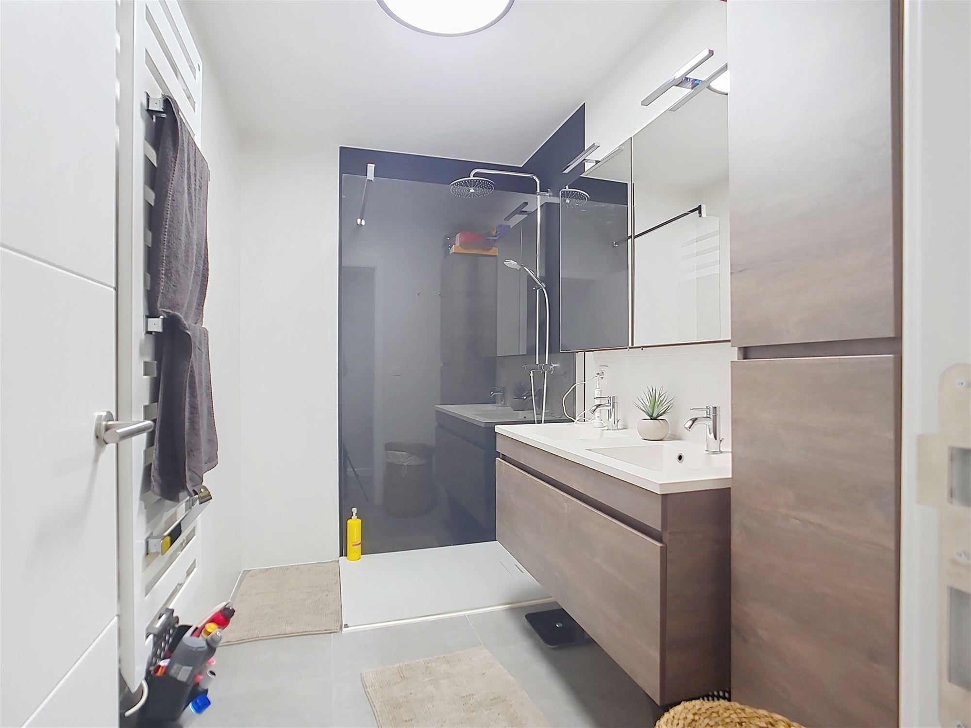 Prachtig appartement pal in het centrum van Heist-op-den-Berg foto 6
