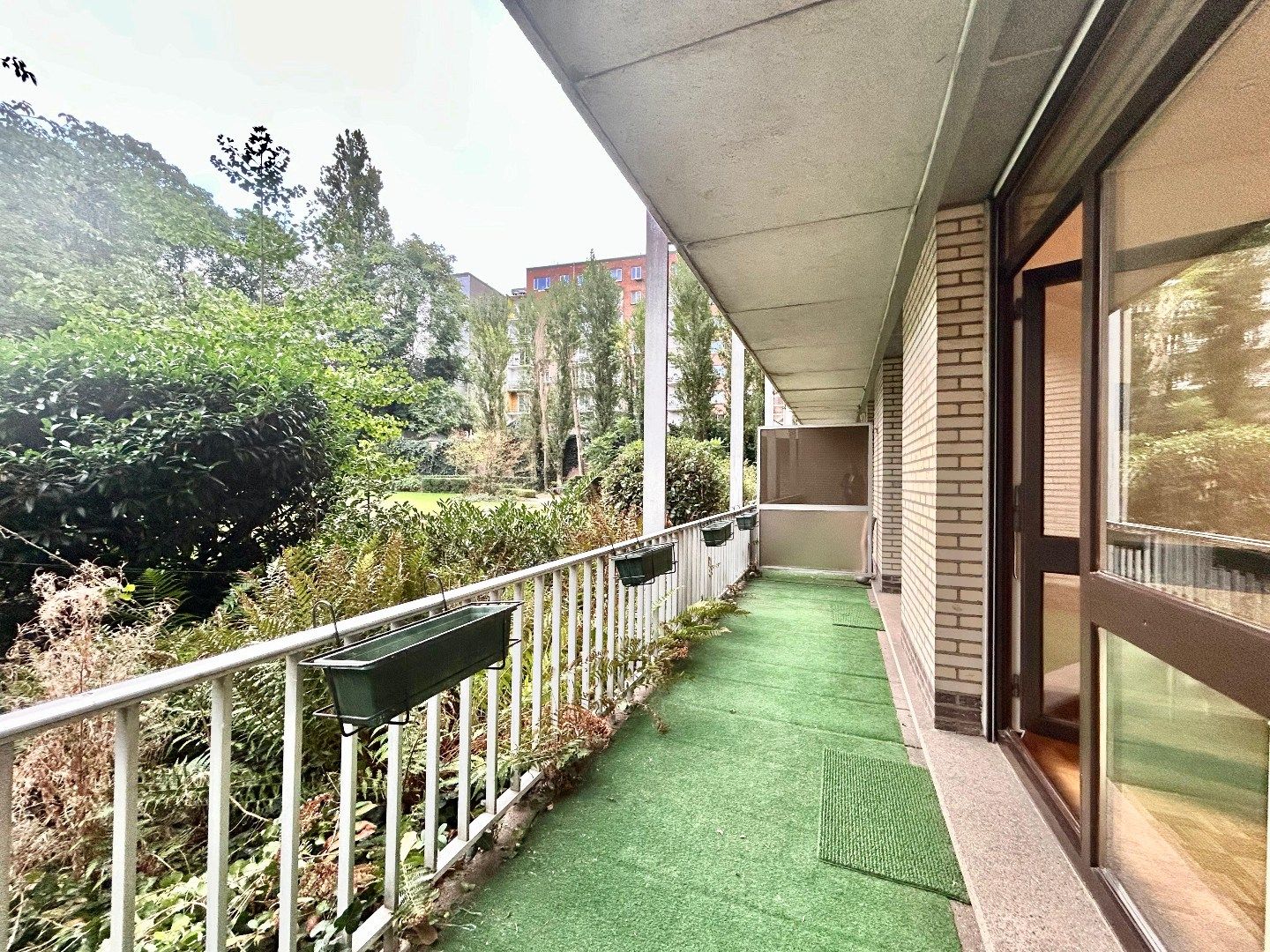 Instapklaar 1-slaapkamerappartement appartement met terras foto 12