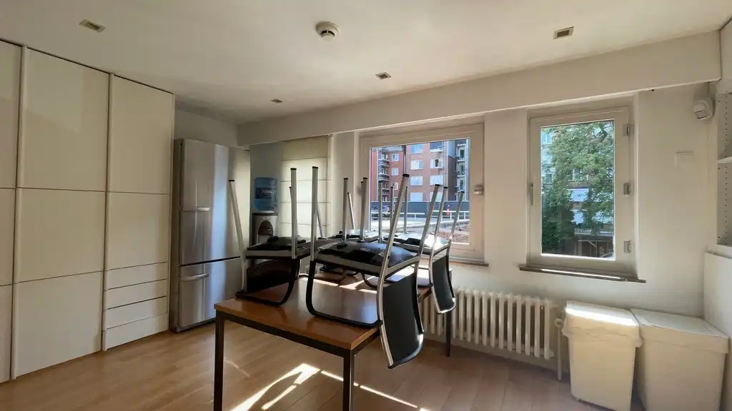 Kantoren te huur in monumentale herenwoning in Anwerpen foto 12