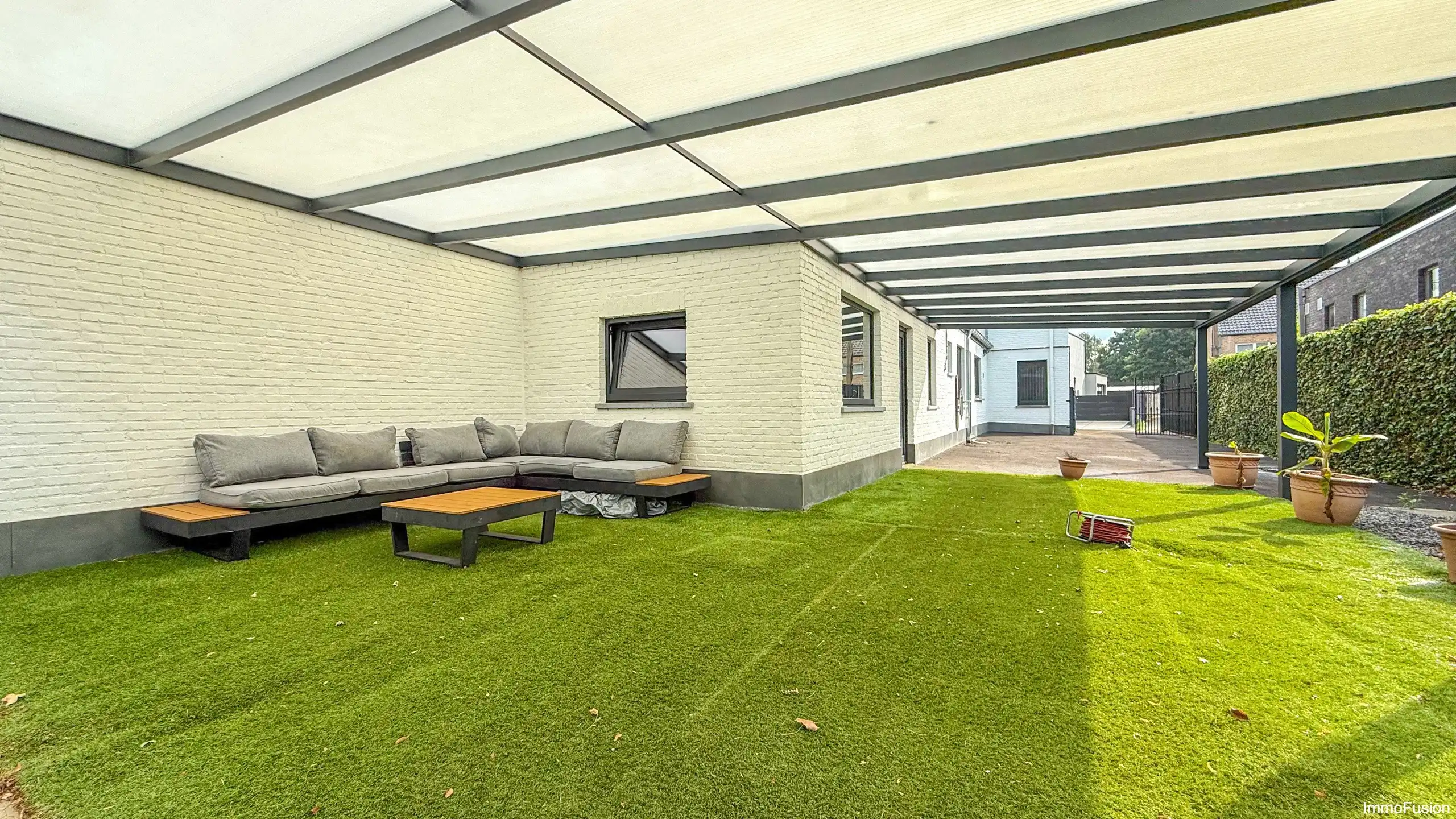 Halfopen bebouwing met 4 slpks en tuin! foto 32