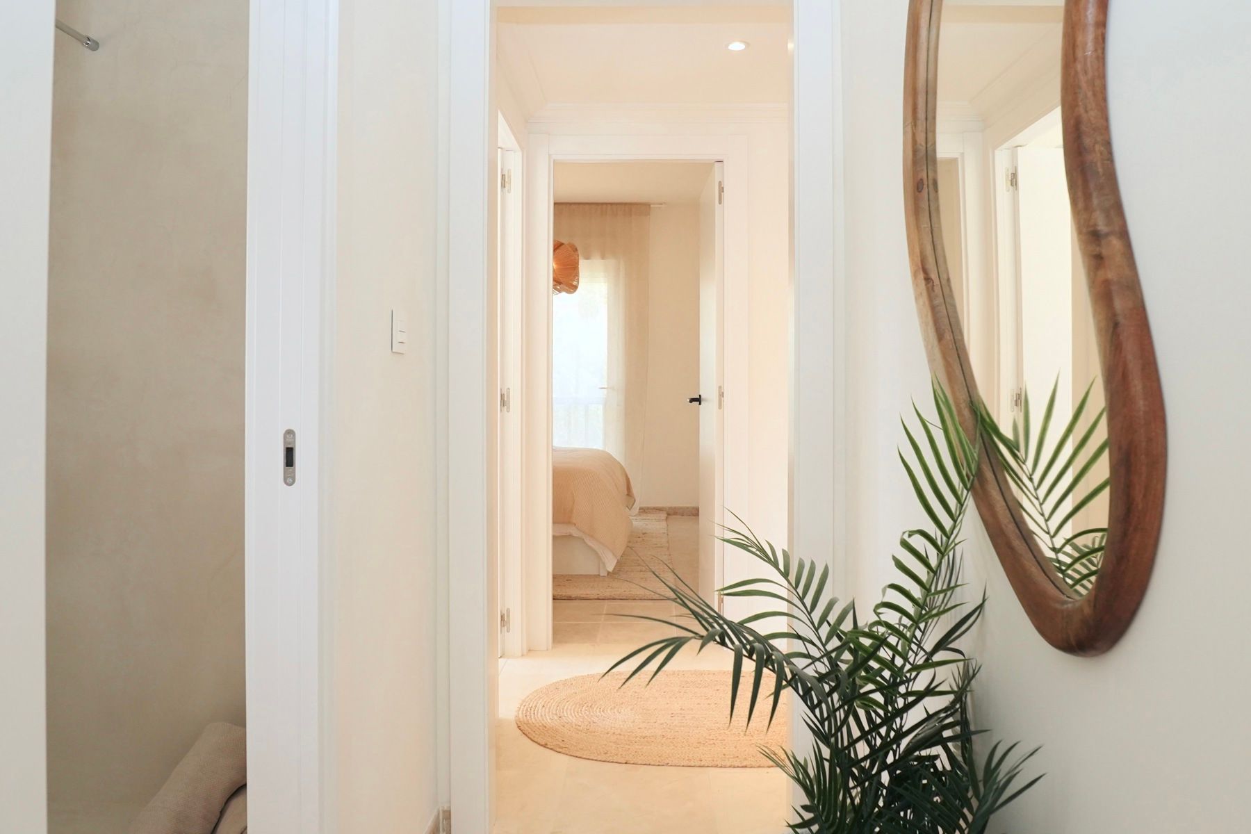 Bemeubeld appartement met parking en berging - uniek aanbod!  foto 27