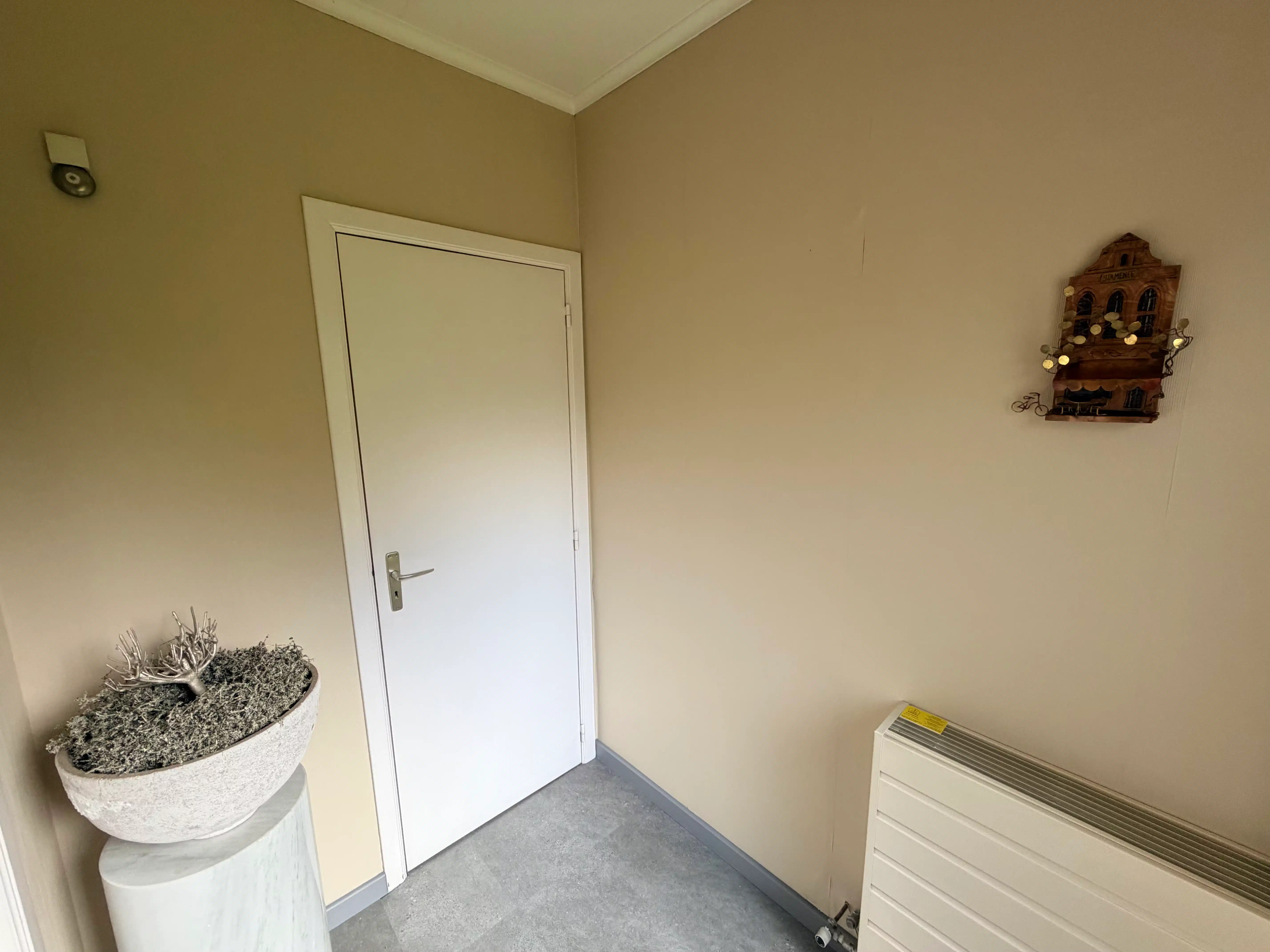 Genk, Westerwennel 25: Gelijkvloerse woning met 3 slaapkamers in een rustige woonwijk met een prachtig onderhouden tuin. foto 21