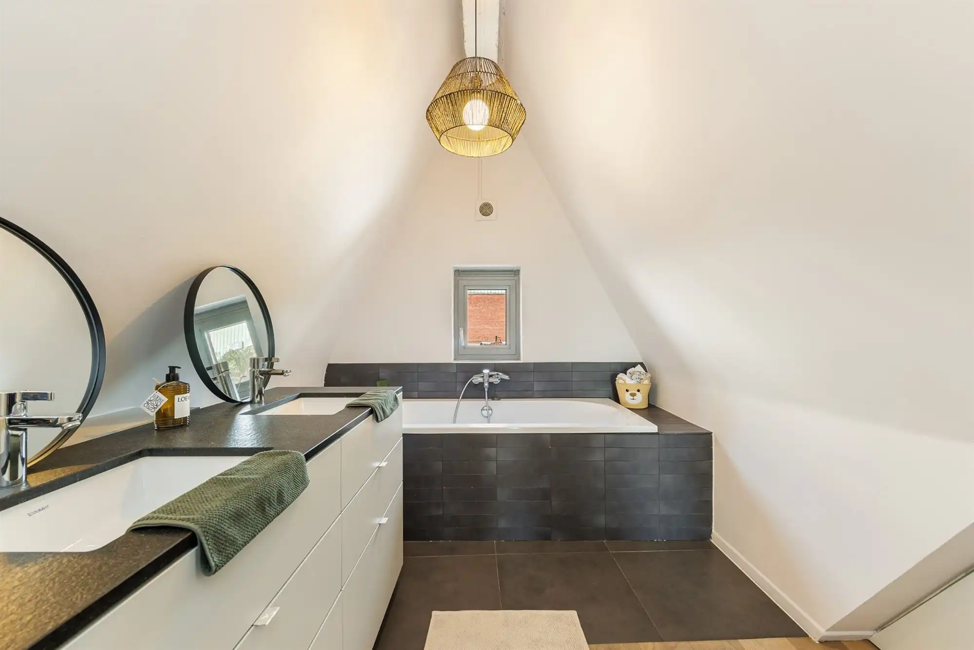 Triplex app. met 3 à 4 slpkmrs. en ruim terras foto 23
