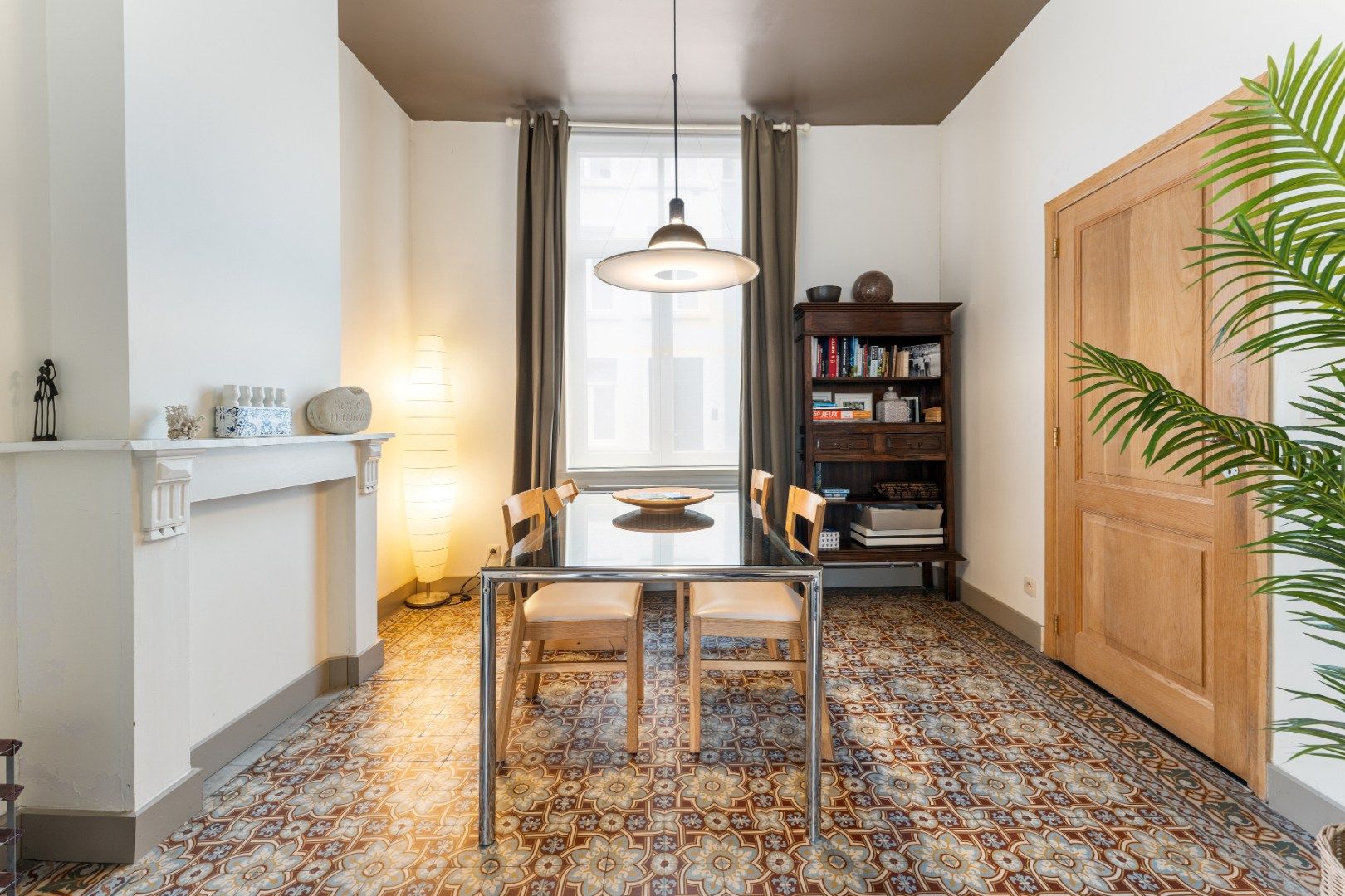 Karaktervolle stadswoning met modern comfort en authentieke ziel foto 4