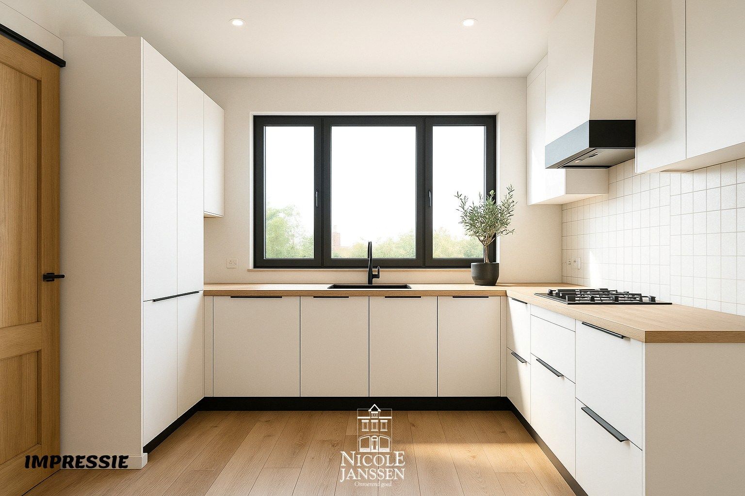 Verrassend ruim ingedeelde woning met tuin foto 13