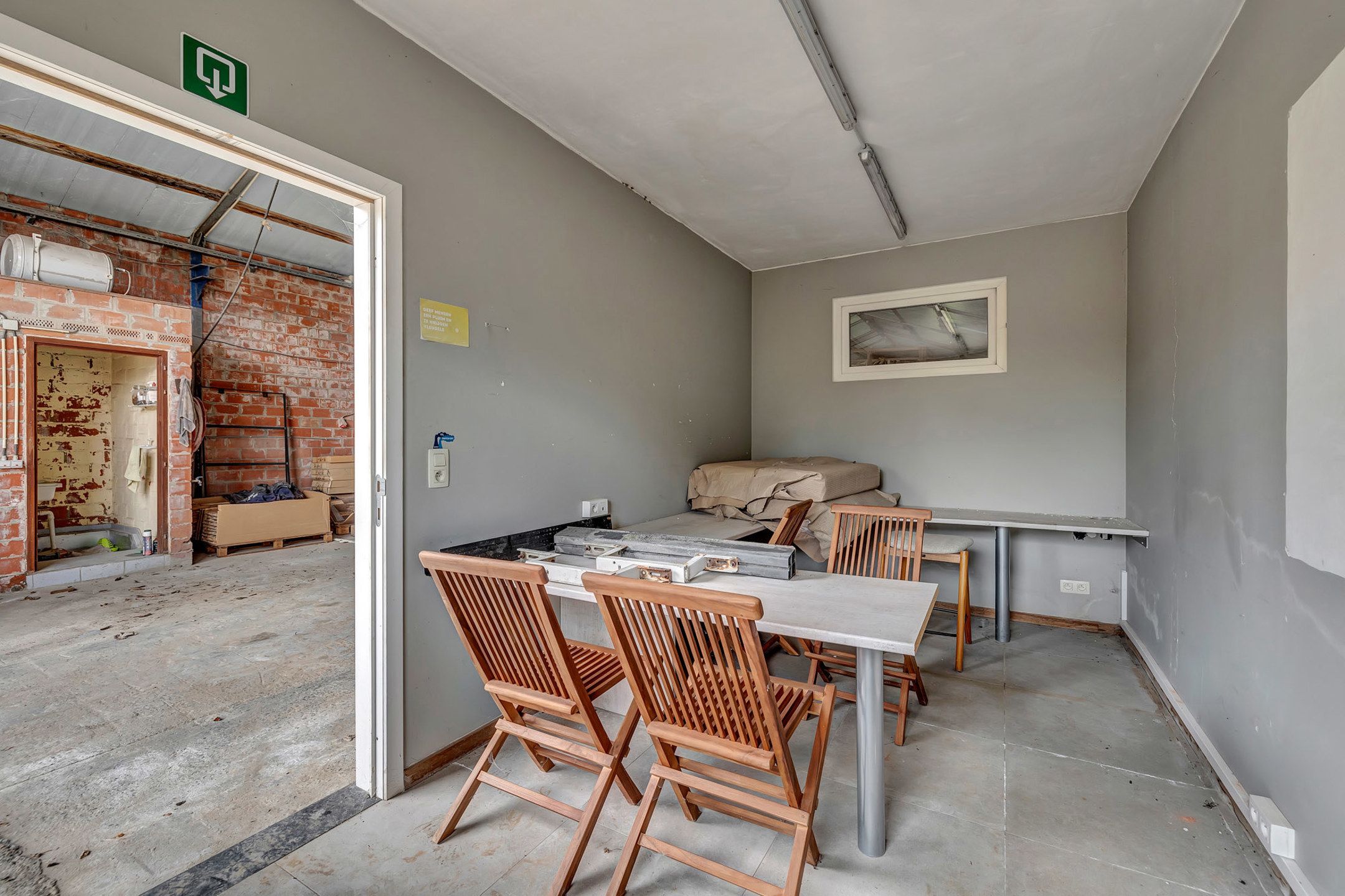 Te renoveren loods met bijhorende percelen  foto 10