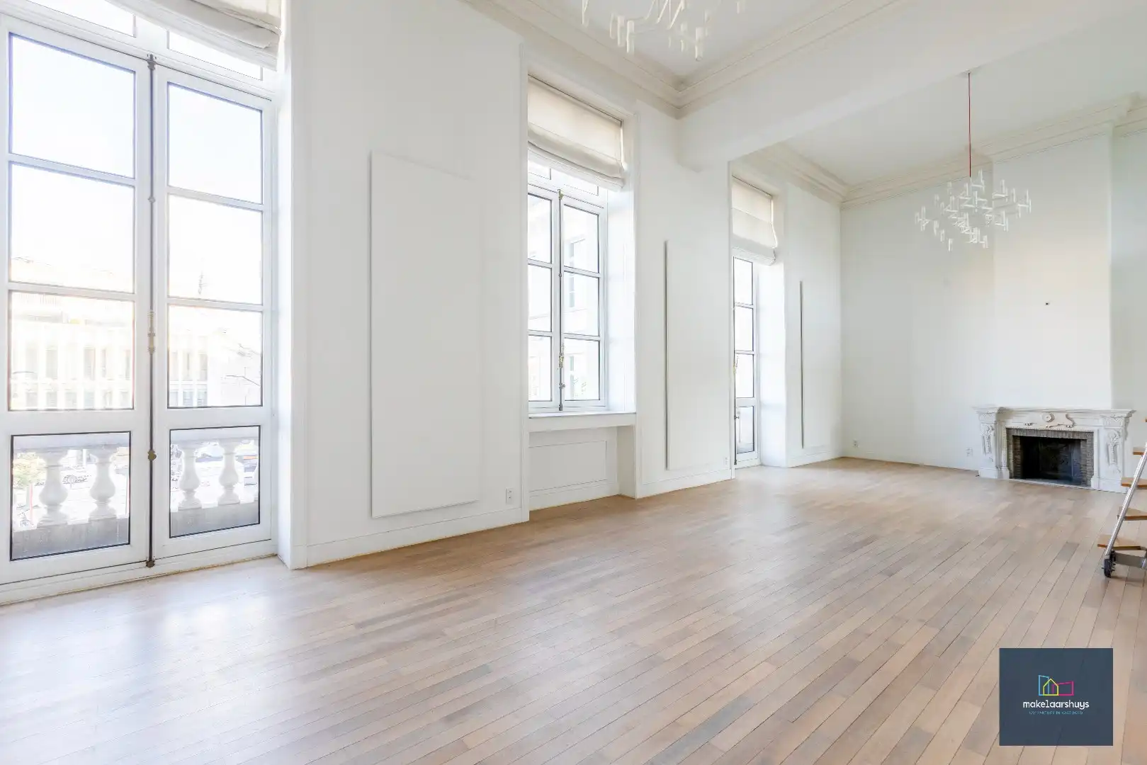 Luxueus duplex appartement   te Kouterhof met 2 slaapkamers , terras en  garageplaats foto 4