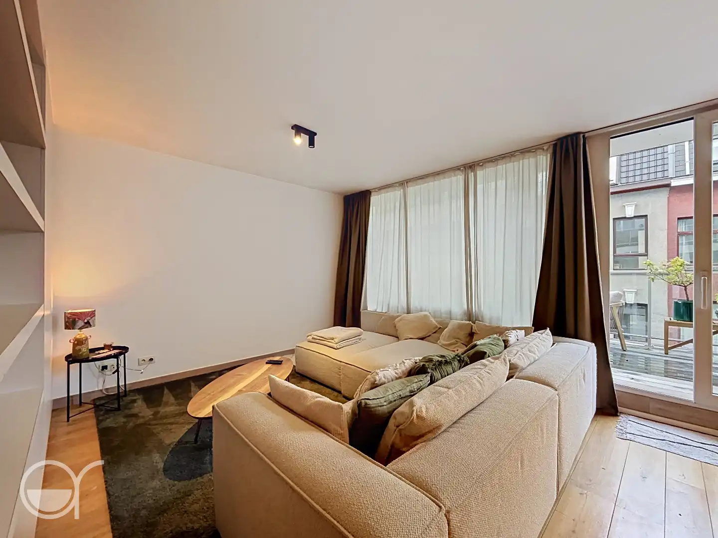 Ruim appartement met 3 slaapkamers en terras in centrum Gent foto 4
