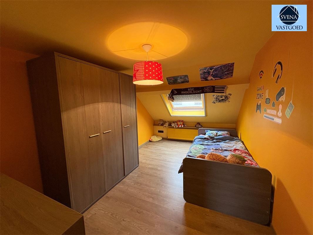 INSTAPKLARE WONING MET 5 KAMERS IN HET CENTRUM VAN MEERBEKE foto 10