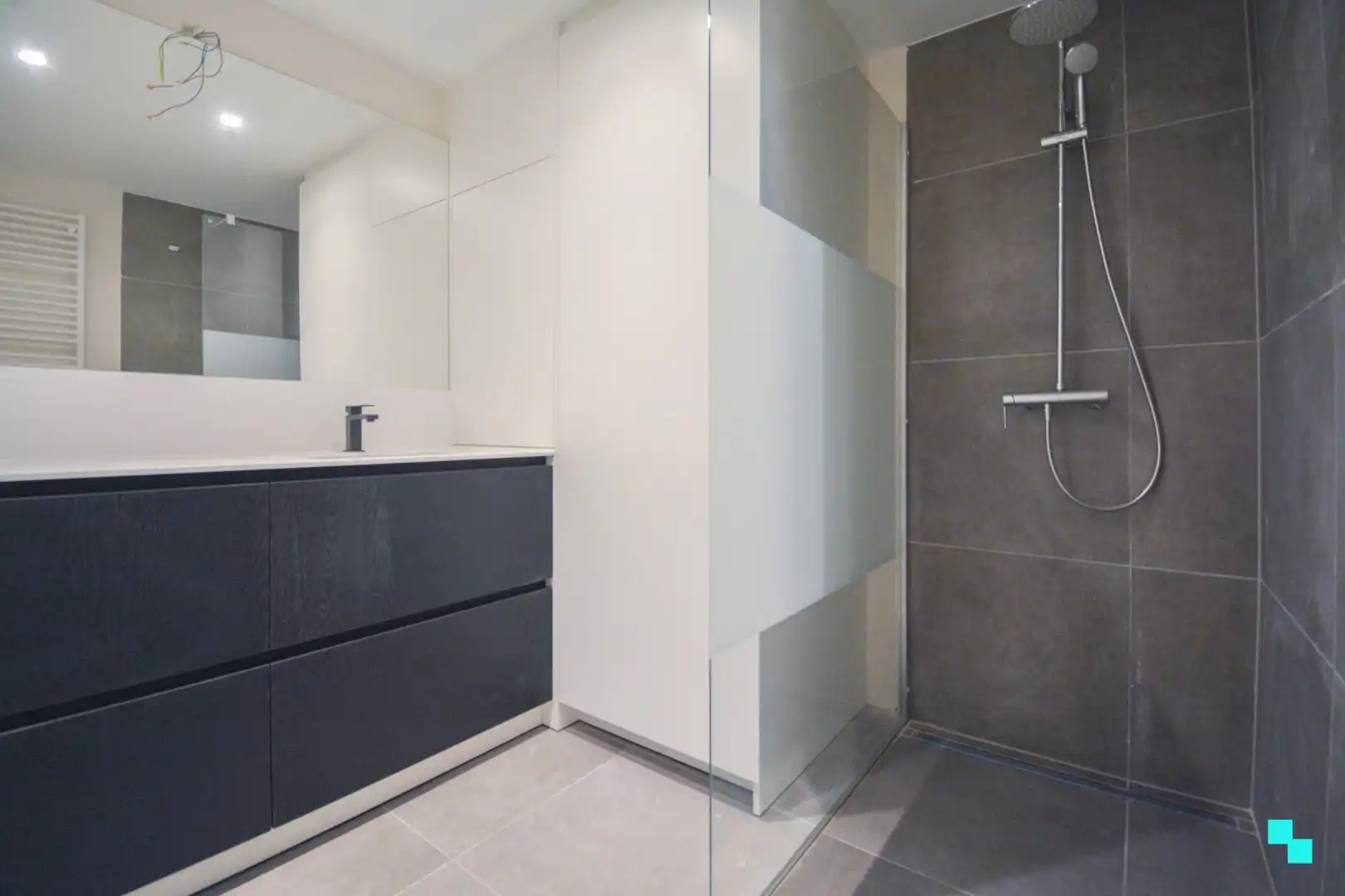 Nieuwbouw dakappartement te hartje Izegem foto 15