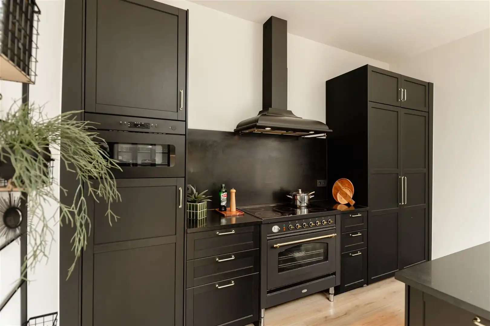 Charmante woning met luxueuze keuken op gegeerde locatie in Deurne foto 5