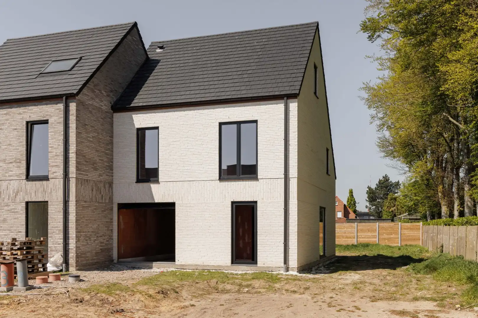 Energiezuinige halfopen bebouwing met 4 slpk’s foto 4