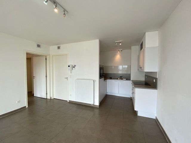 Topligging 1 slpka appartement + terras + autostaanplaats centrum Geel foto 7