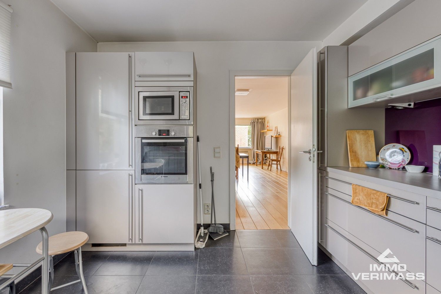 Ruim duplexappartement met 3 slaapkamers, zonnig terras en parking  in Leuven foto 9