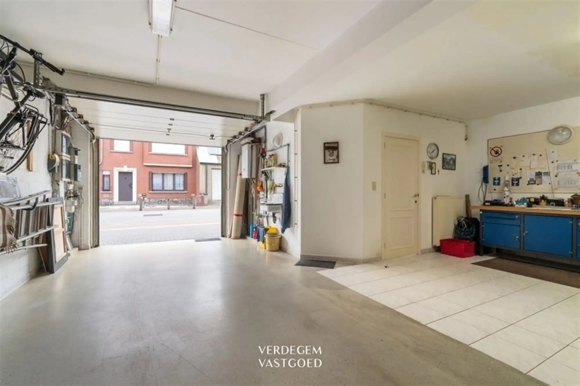 Luxueus en ruim wonen met aanlegsteiger aan de Moervaart foto 22