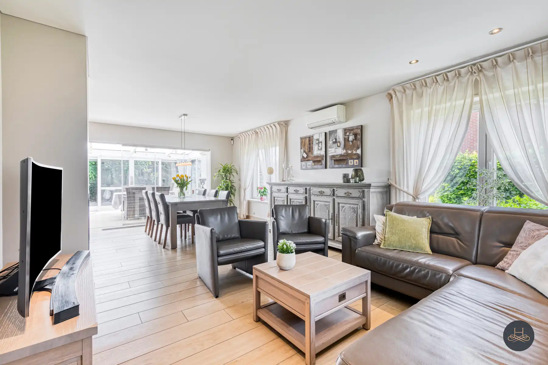 Rustig gelegen gezinswoning nabij centrum foto 6