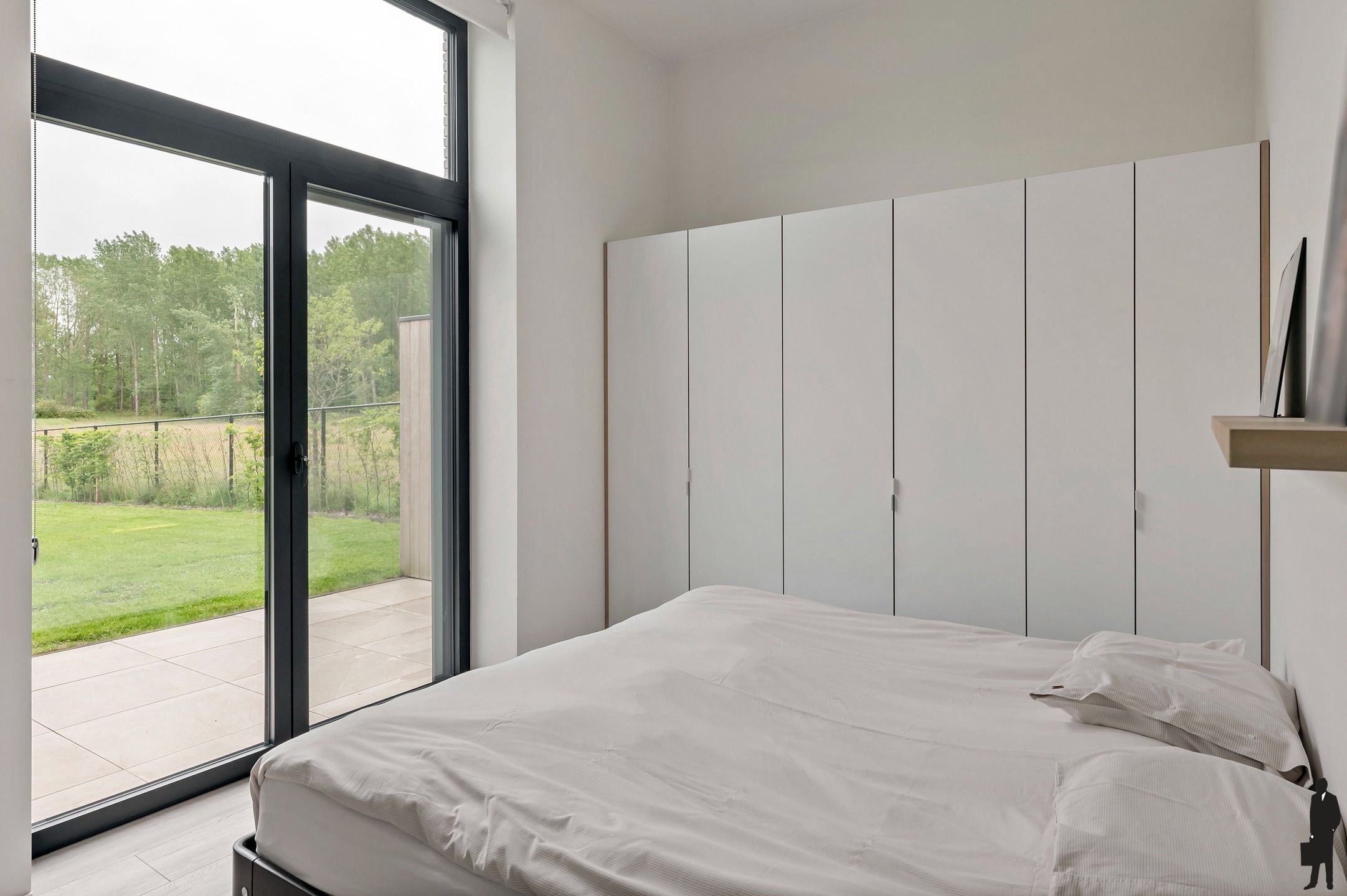 Exclusief BEN-gelijkvloers appartement (150 m²) met 3 slk’s, riante tuin (300 m²), kelder (60 m²) en prachtig uitzicht op natuurgebied. foto 10