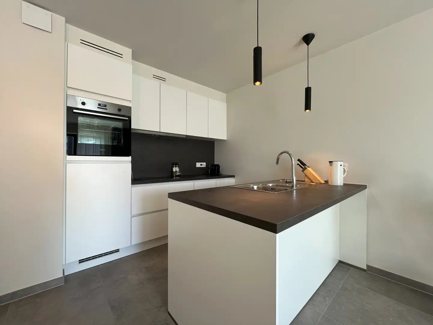 Roeselare - Instapklaar appartement foto 5