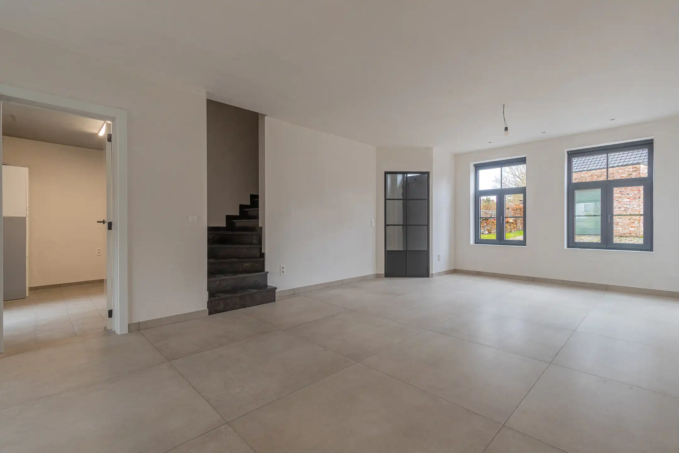 LEDE - Leuke pastorijwoning in centrum - 6% BTW mogelijk! foto 5