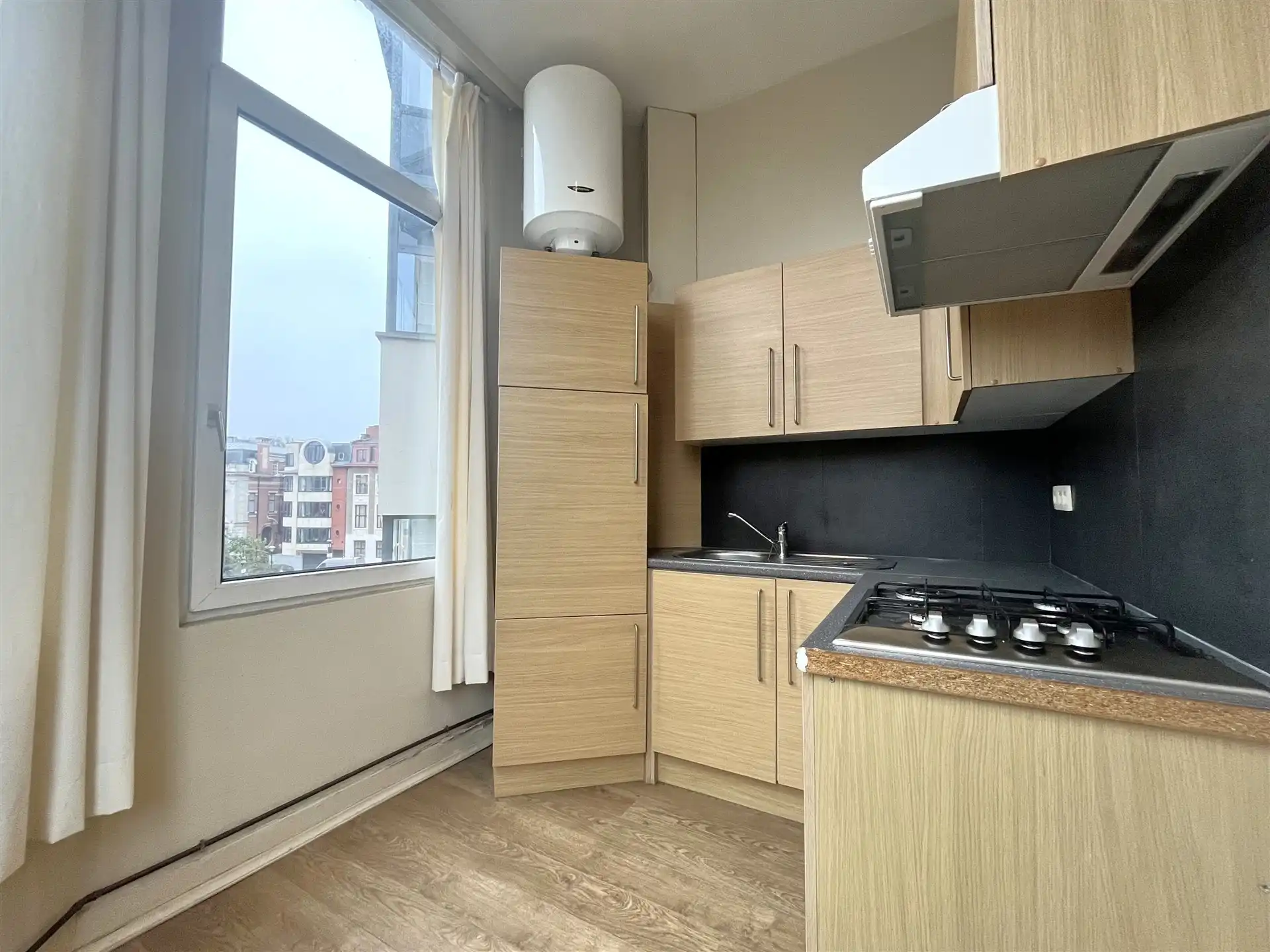 Rustig gelegen 1 slaapkamer appartement in residentiële wijk! foto 6