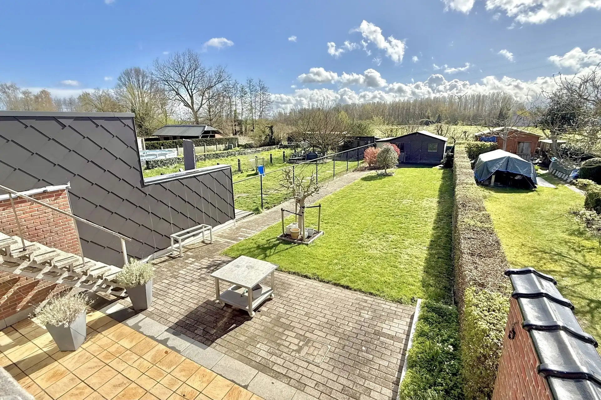 Ruime bel-étagewoning met tuin in rustige omgeving foto 28