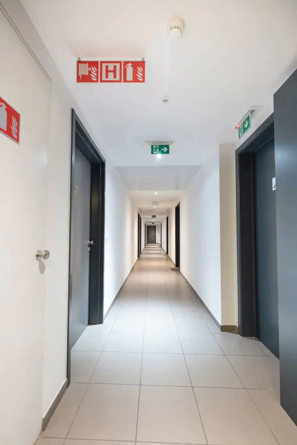 Nieuwe studio in de Europese wijk! foto 8