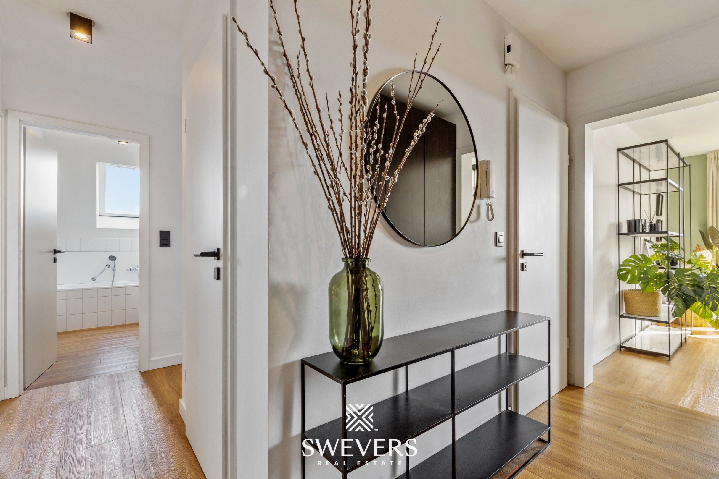 Knap gerenoveerd appartement met zonnig terras in hartje Hasselt foto 12