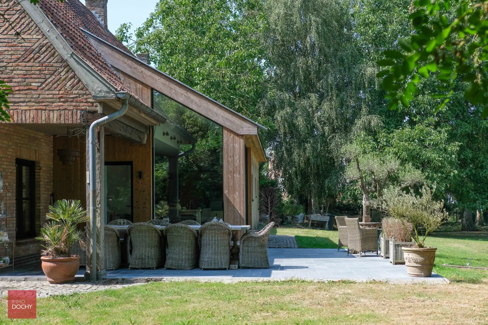 Volledig vernieuwde villa nabij Jan Yperman ziekenhuis foto 14