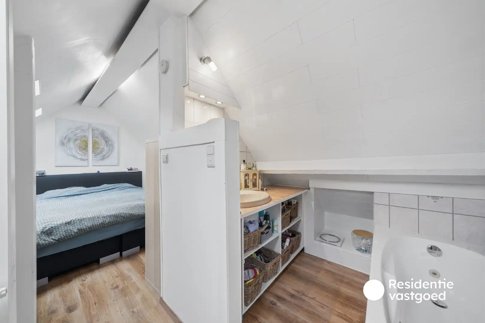  Instapklaar dakappartement met terras op centrale ligging foto 14