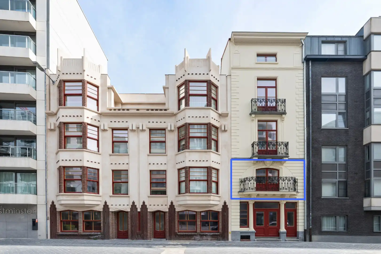 Karakter-appartement in Oostende – comfortabel wonen met privatieve lift en terras nabij Achturenplein foto 15