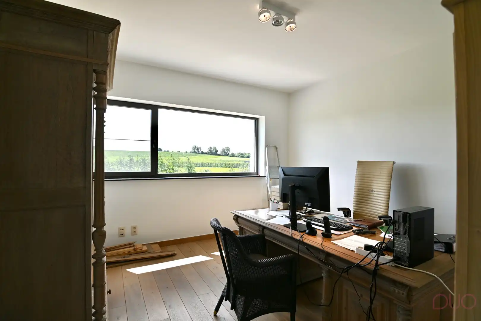 Handelspand op commerciële locatie met  luxueuze penthouse tussen de boomgaarden foto 35