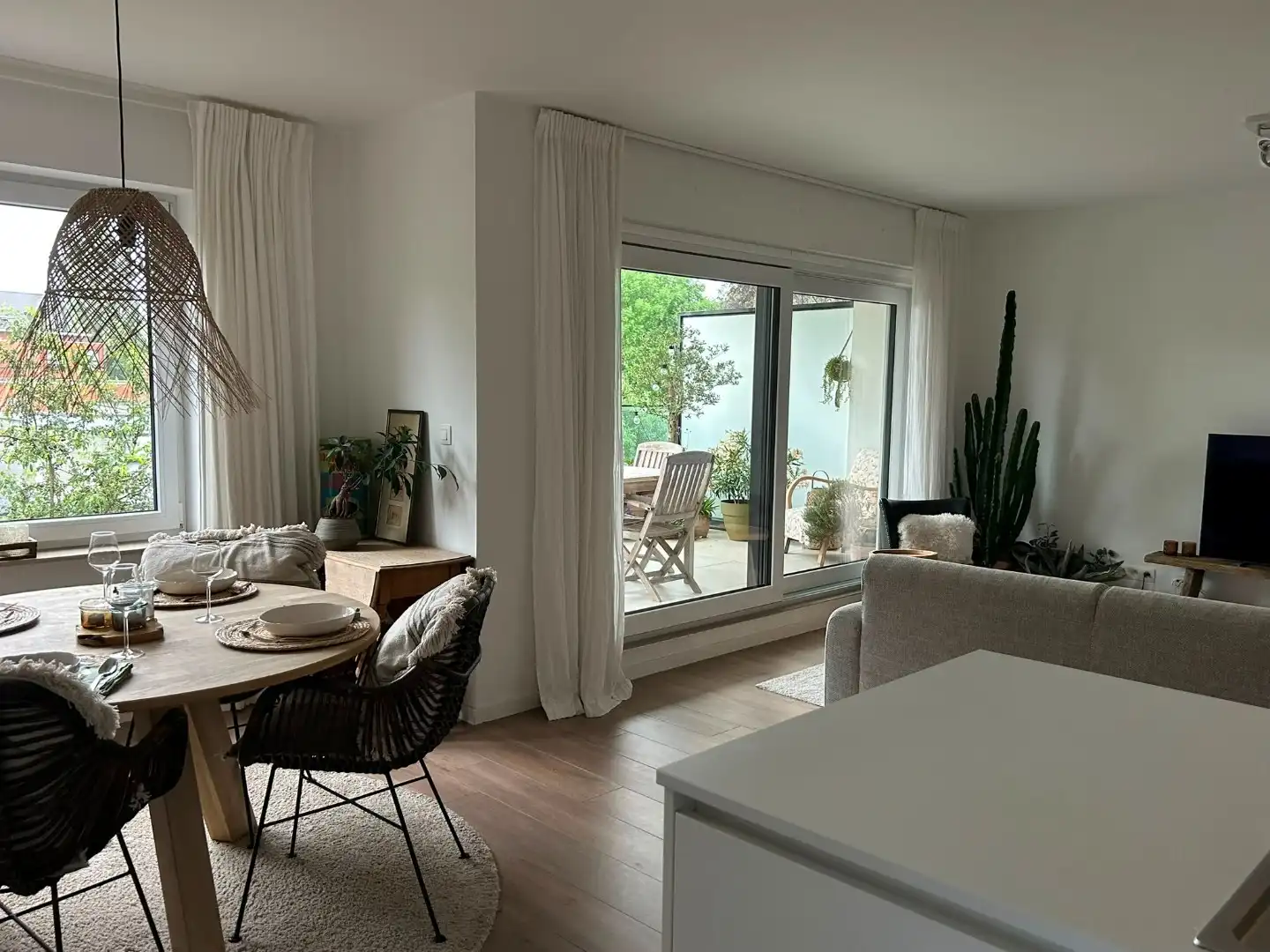 Ruim appartement met 2 slaapkamers in het centrum van Mol! foto 5