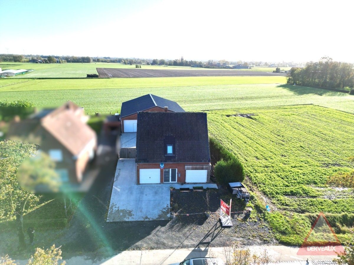Ledegem - Instapklare woning met ruime loods foto 2