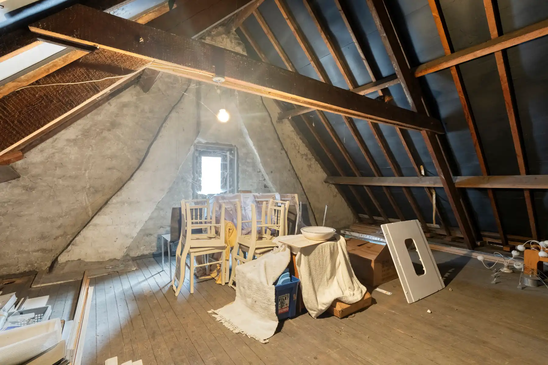 TE KOOP - instapklare woning met 3 slaapkamers en garage foto 17