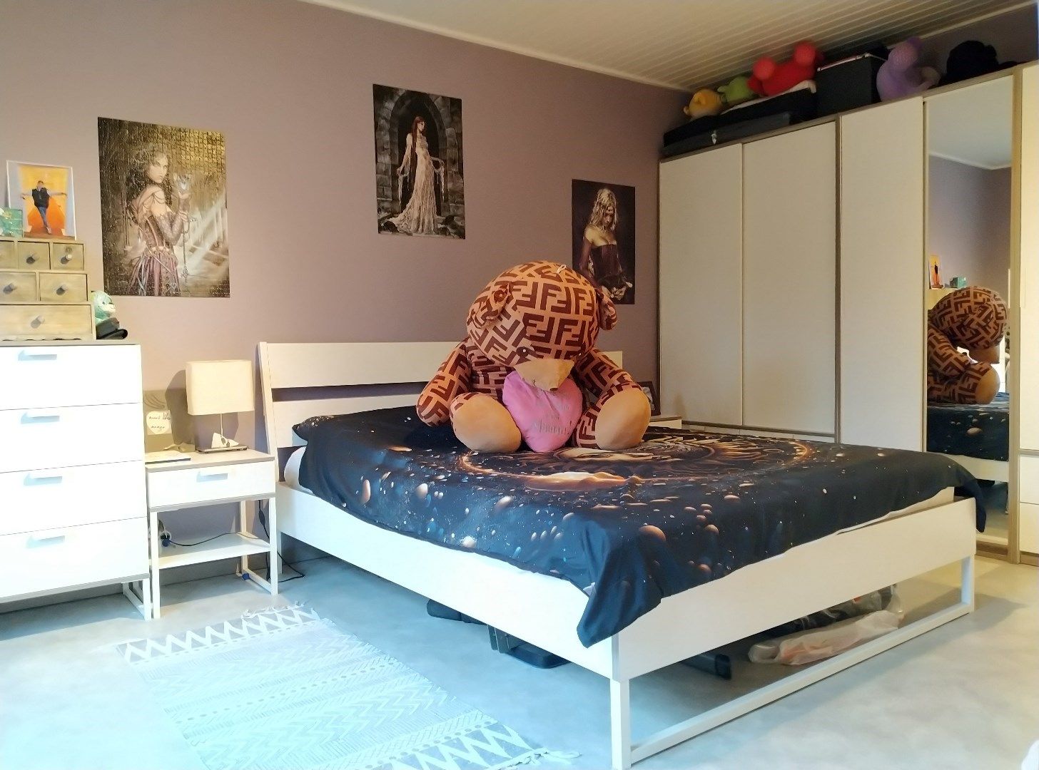 Een huis met landbouwloods. foto 20