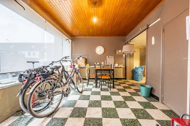 Woning met magazijn en 3 slaapkamers te koop in Waregem! foto 16