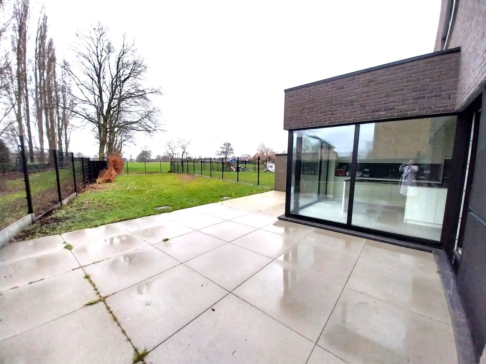 TE  HUUR: Halfopen bebouwing met 3 slaapkamers in Pelt! foto 16