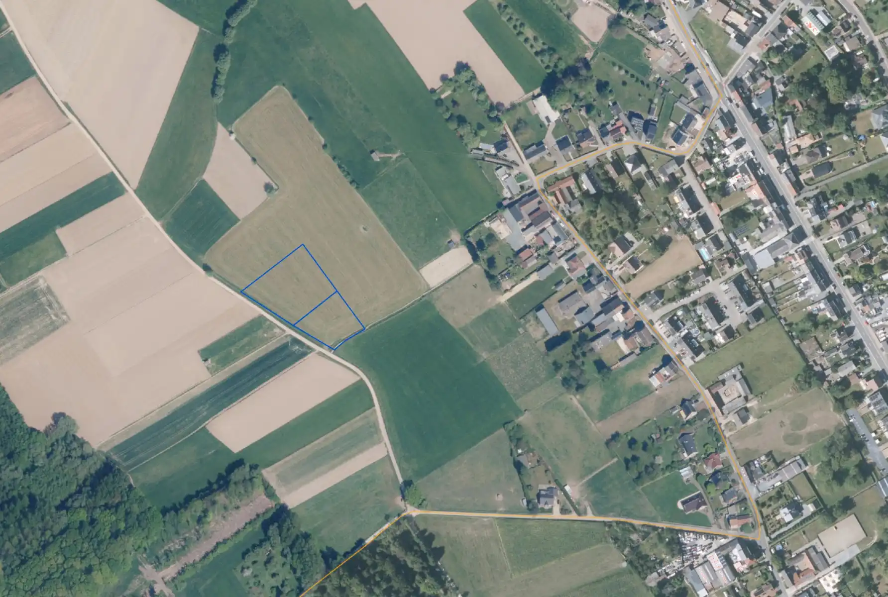 Welgelegen landbouwgrond (akkerland), ±52are. Vrij van pacht foto 9
