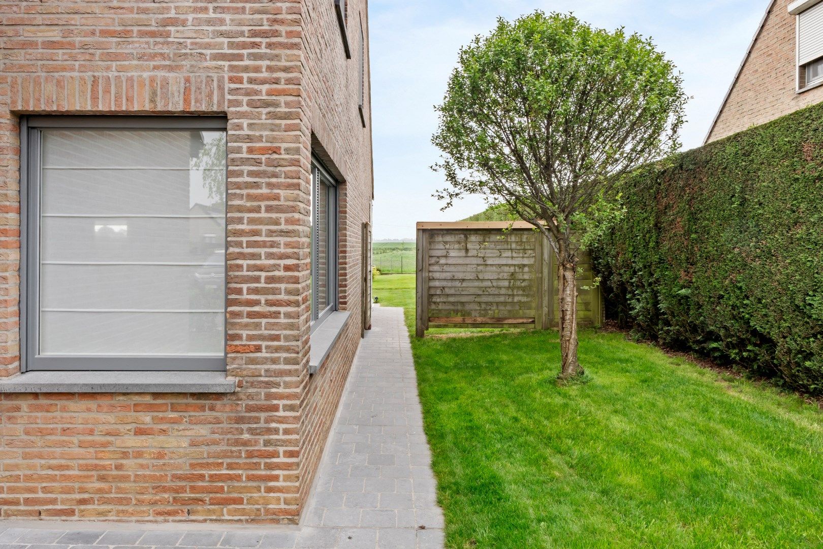 Heuvelland (De Klijte), goed onderhouden villa met zicht op de Kemmelberg. foto 3