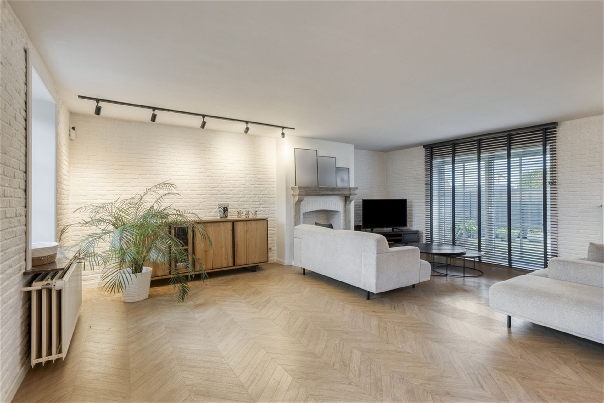 Gerenoveerde hoevewoning in het landelijke Kobbegem! foto 6