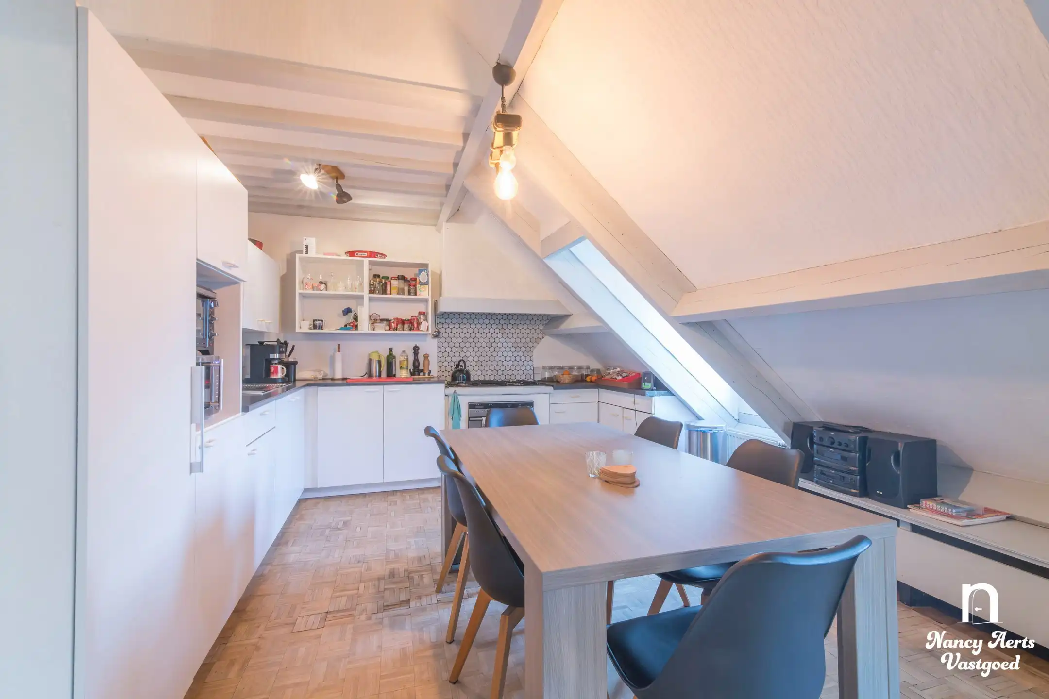 Ruime woning met karakter en talloze mogelijkheden foto 26